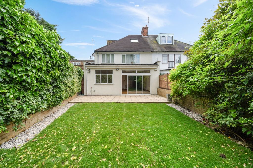 Property photo 1 of 12 4230671