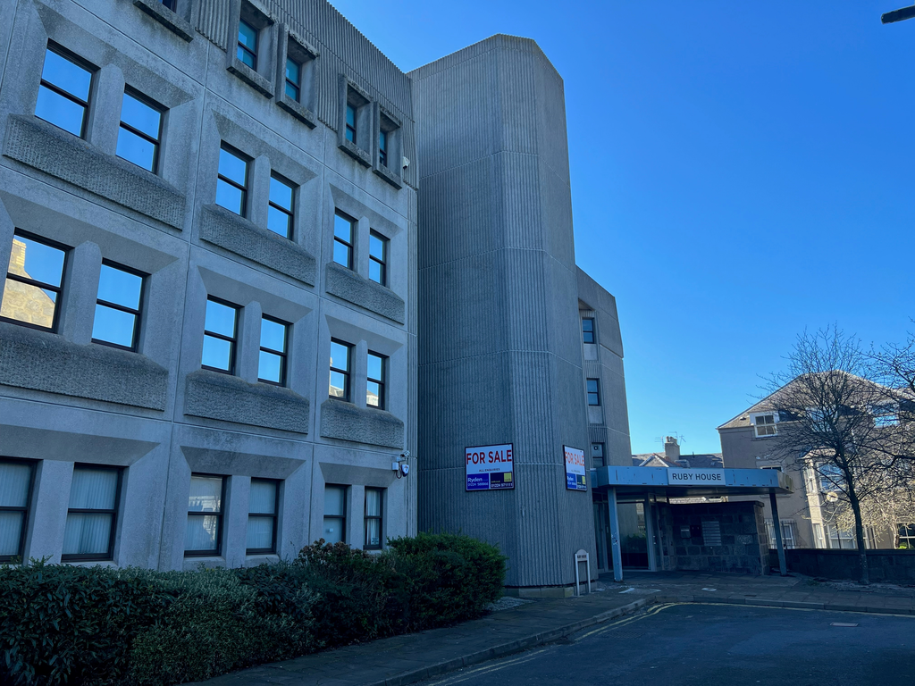 Property photo 3 of 16 4.Png