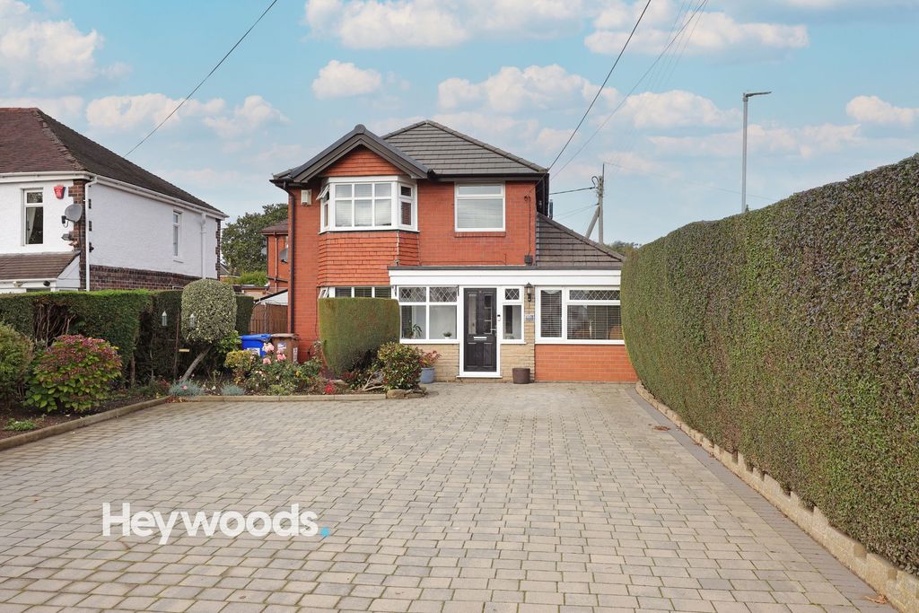 Property photo 1 of 38