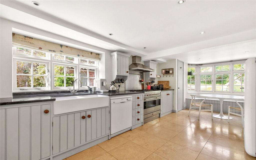Property photo 2 of 20 Kitchen/Diner