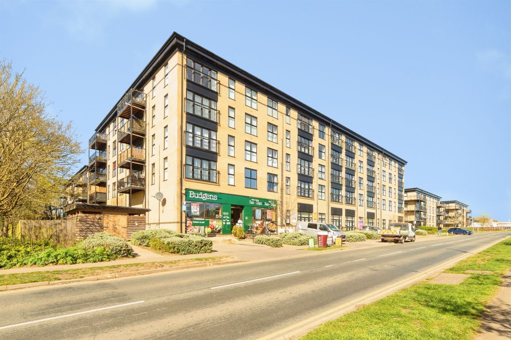 Property photo 1 of 13