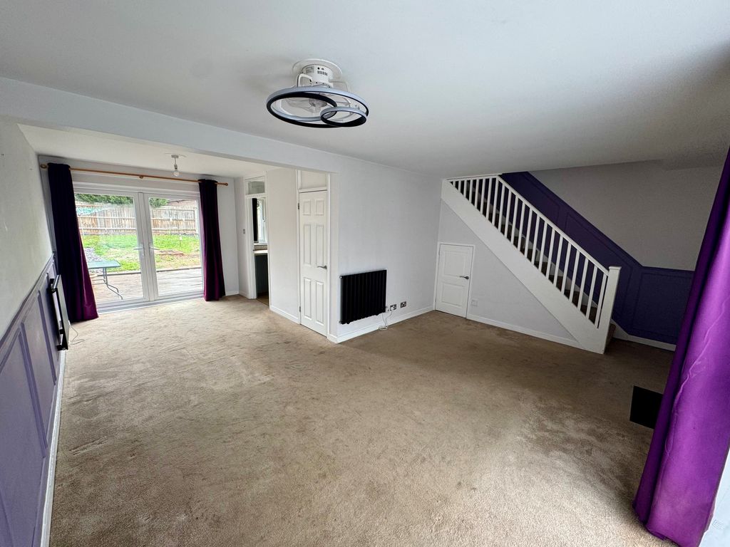 Property photo 2 of 9 Image