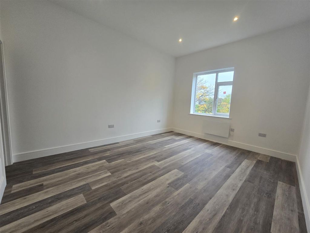 Property photo 2 of 9 20251021_113339.Jpg