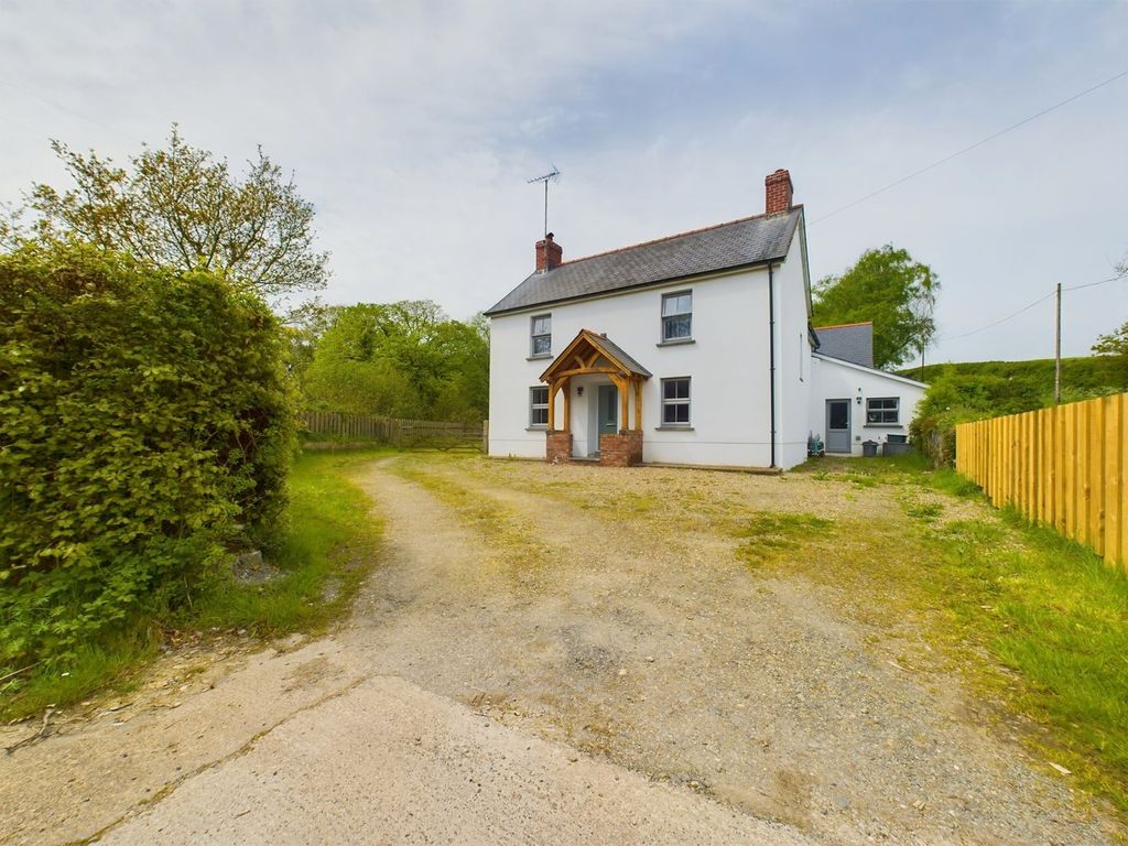 Property photo 3 of 52