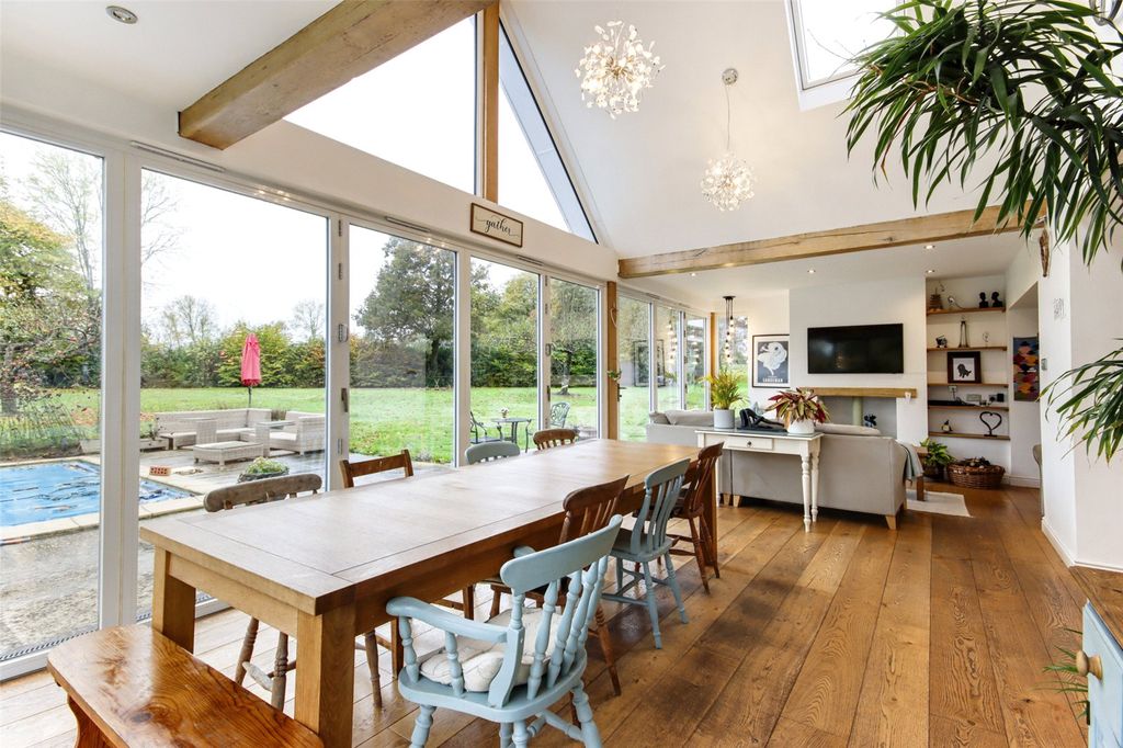 Property photo 1 of 18 Dining/Sitting Rm