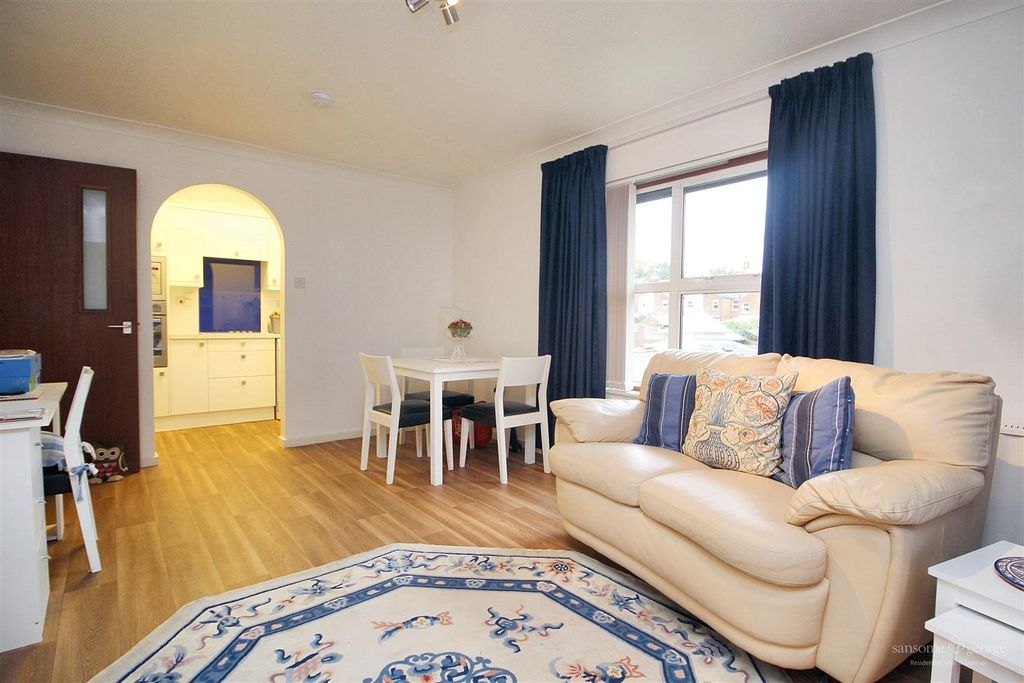 Property photo 3 of 14 Living Room