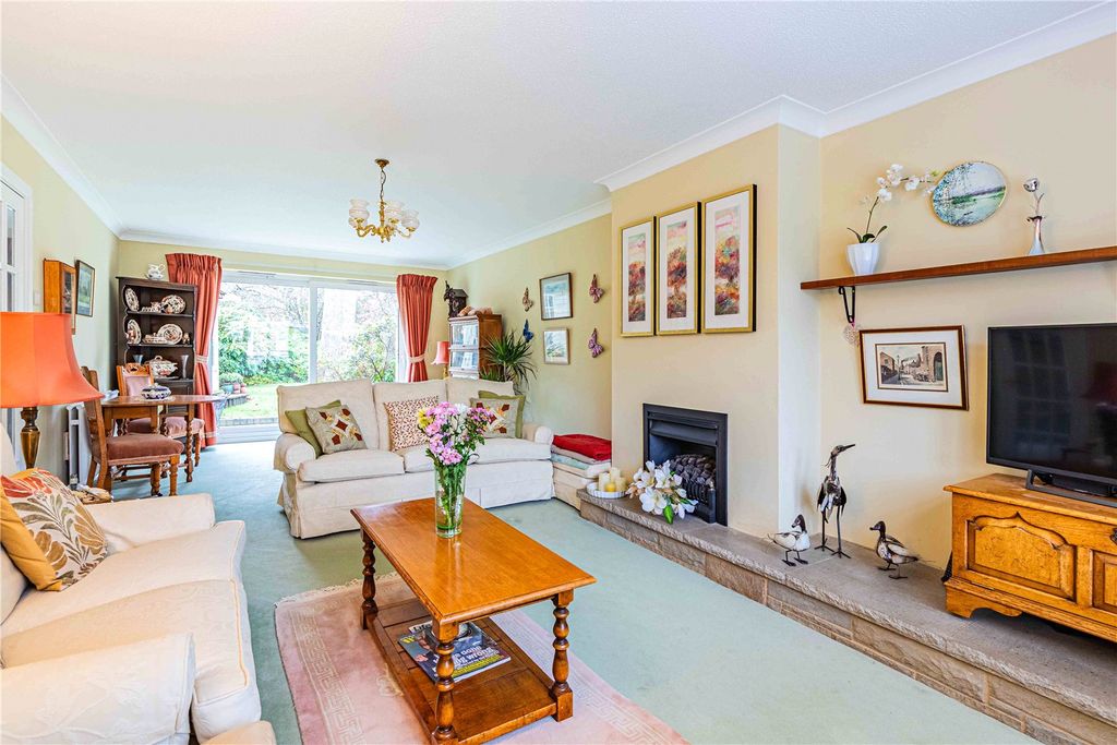 Property photo 2 of 44 Picture No. 22