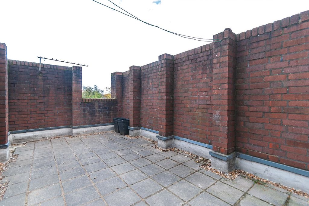 Property photo 2 of 10 Picture No. 08