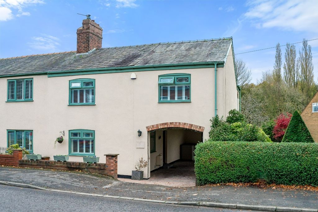 Property photo 1 of 28 3689200