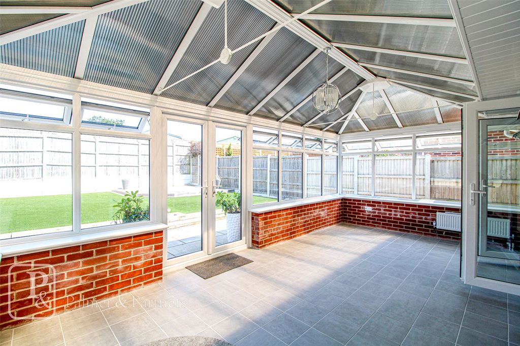 Property photo 2 of 23 Picture No. 01
