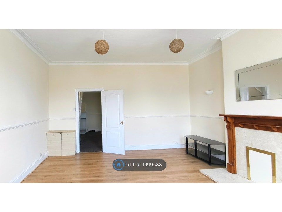 Property photo 3 of 19 Living Room 3