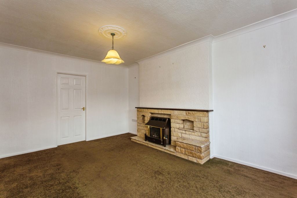 Property photo 3 of 13 Photo