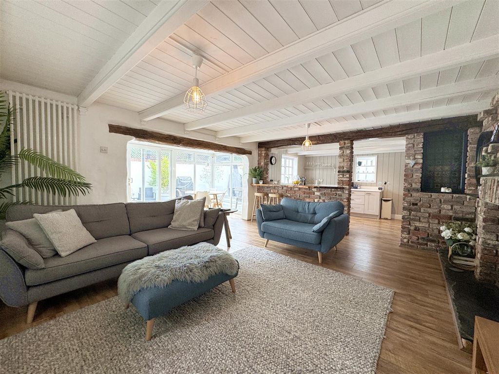 Property photo 2 of 19 Family Room