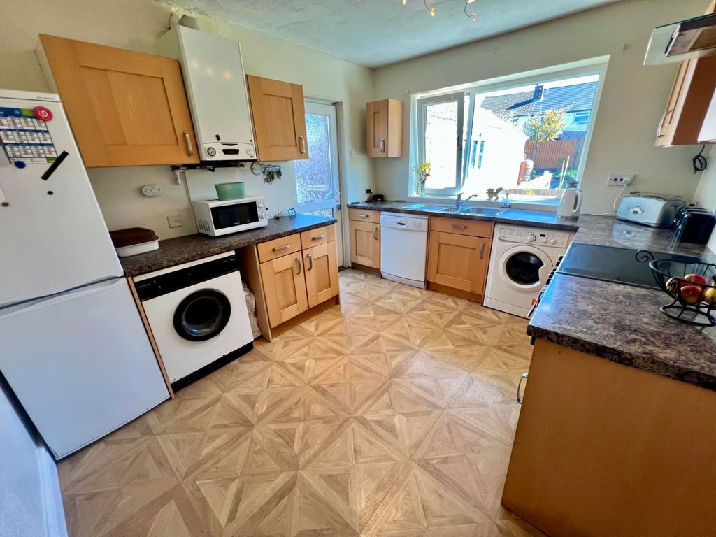Property photo 3 of 26