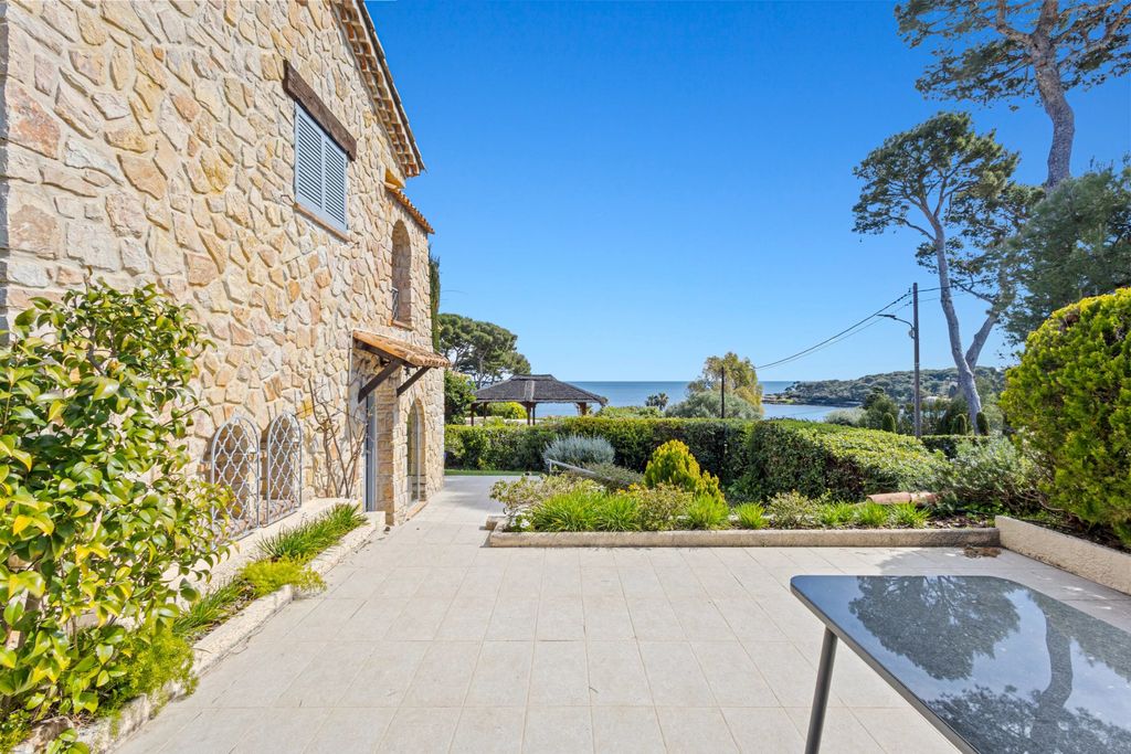 Property photo 3 of 26