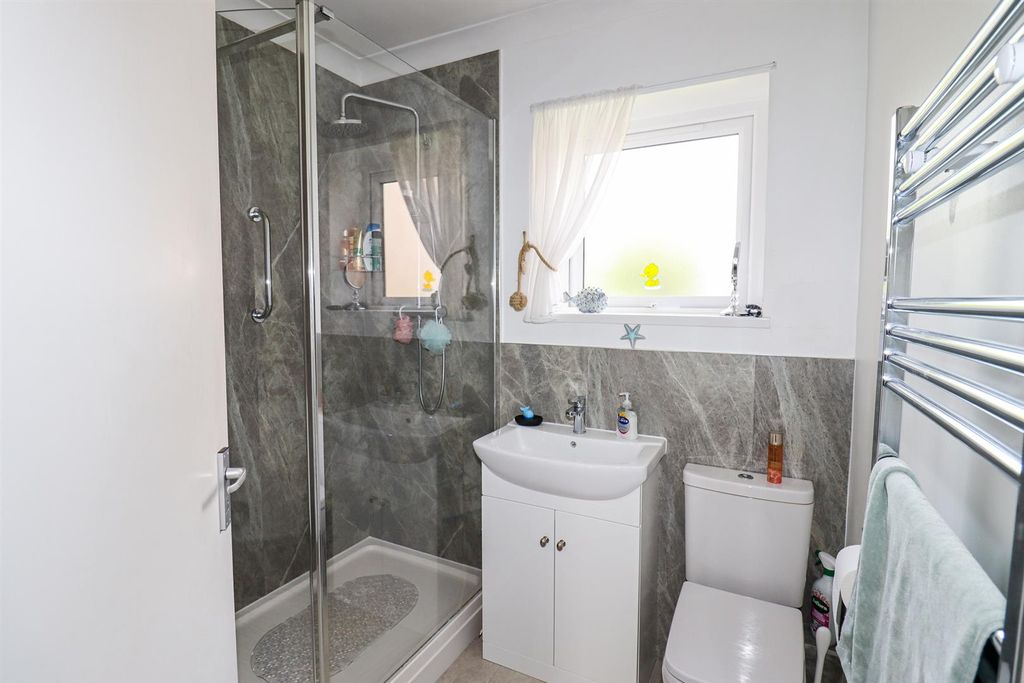 Additional image 13 of 2 bed flat for saleNormandale, Bexhill-On-Sea TN39