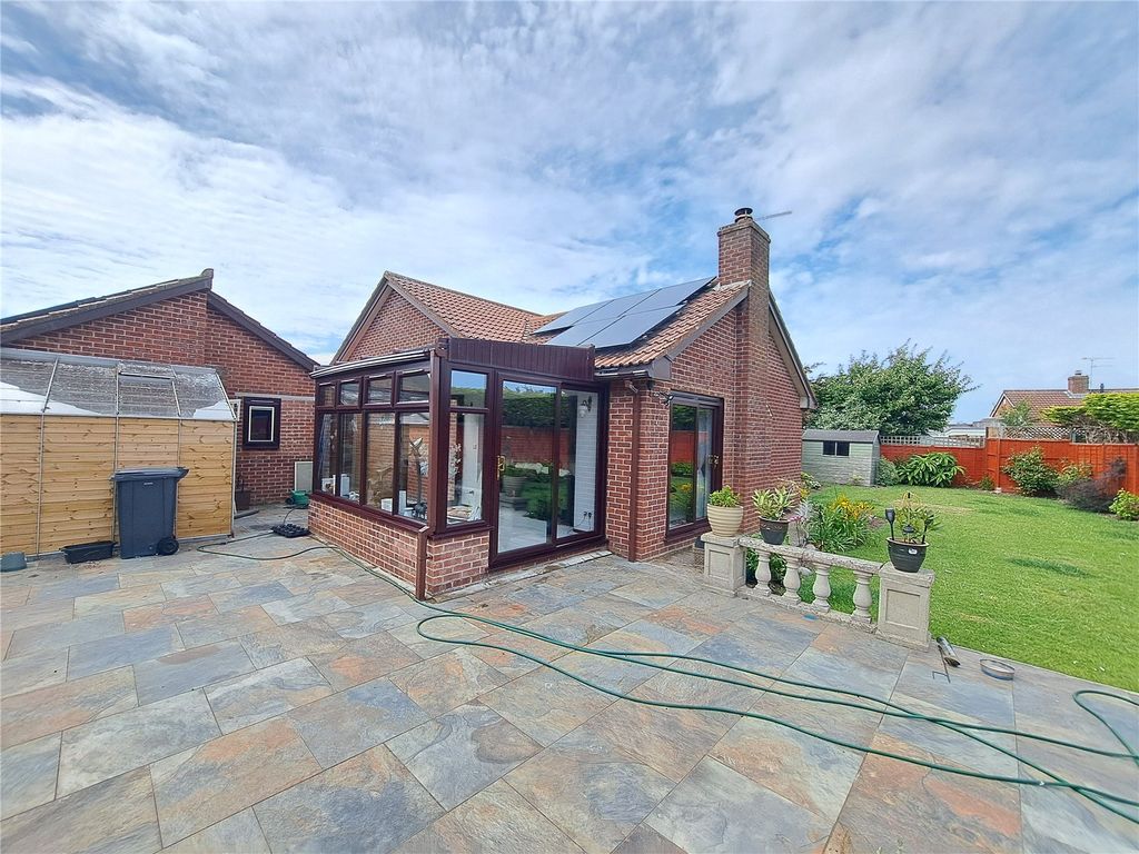Property photo 3 of 22 Picture No. 35