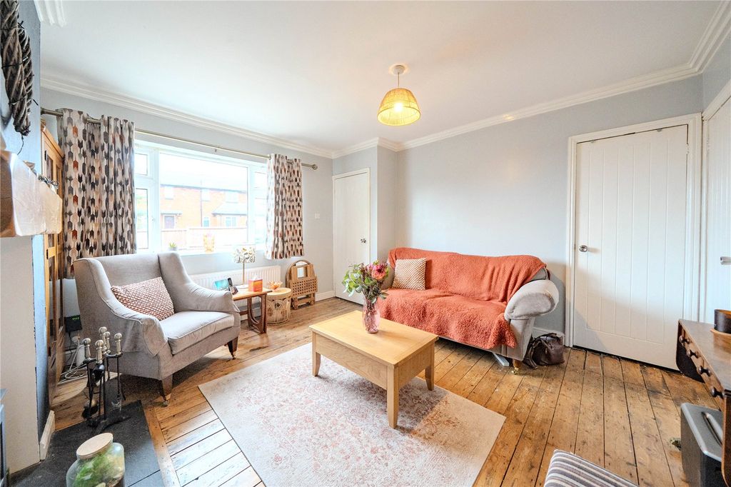Property photo 3 of 16 Picture No. 08