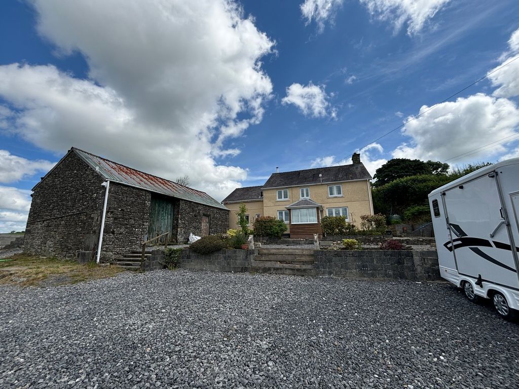 Property photo 2 of 46