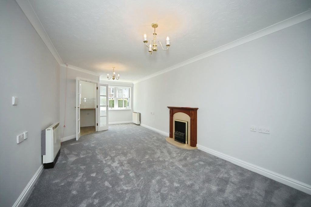 Property photo 3 of 10 Photo