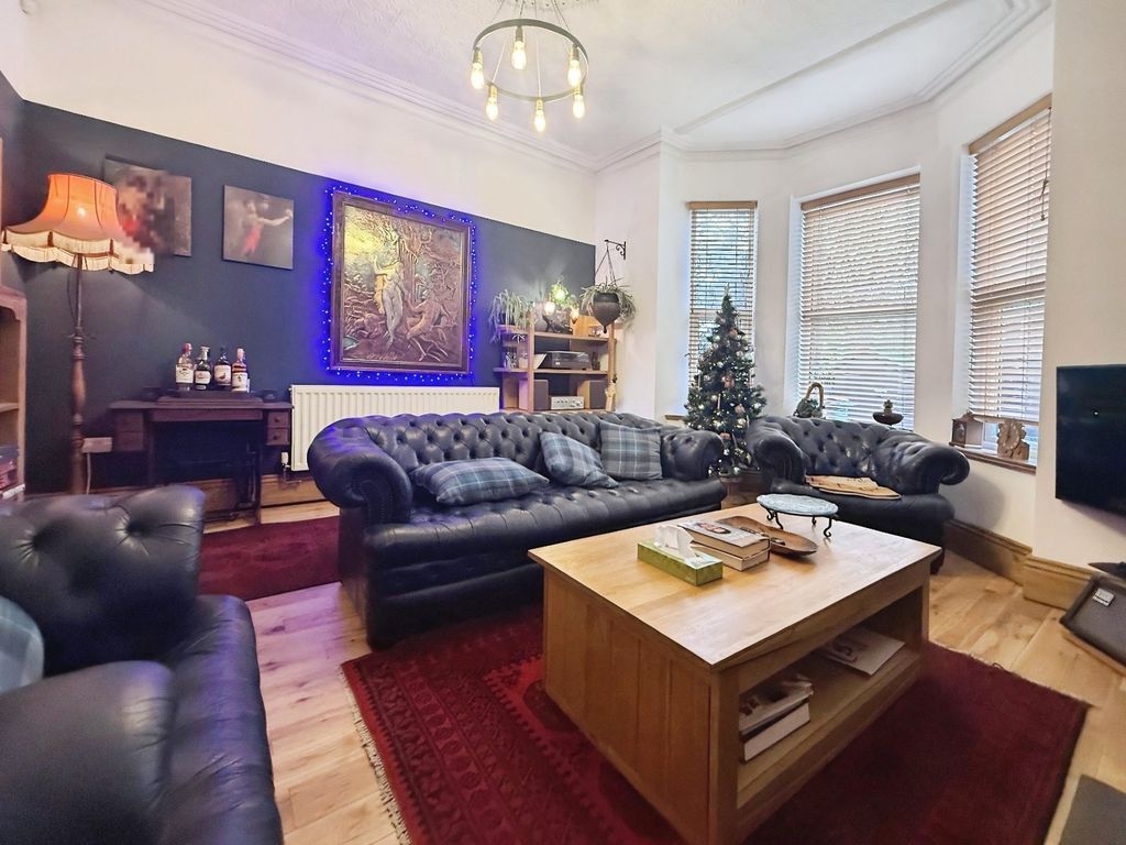 Property photo 2 of 18 Picture No. 08