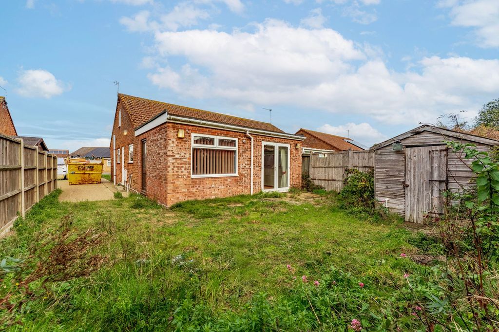 Property photo 2 of 13