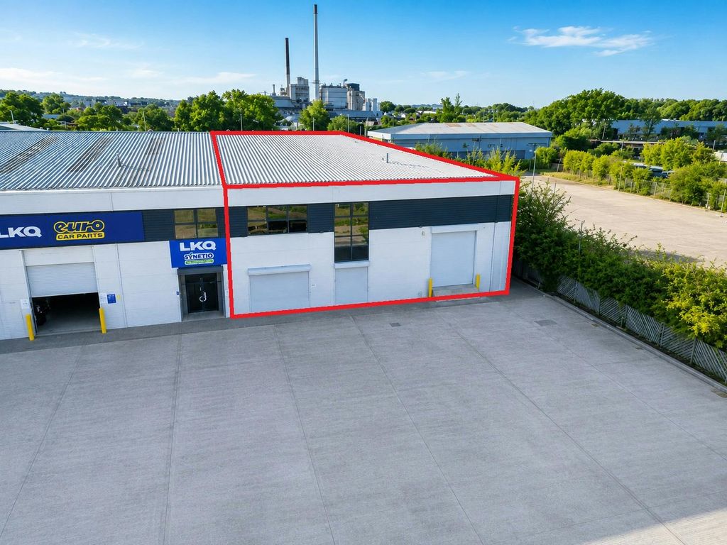 Property photo 1 of 10 Red Lined.Jpg