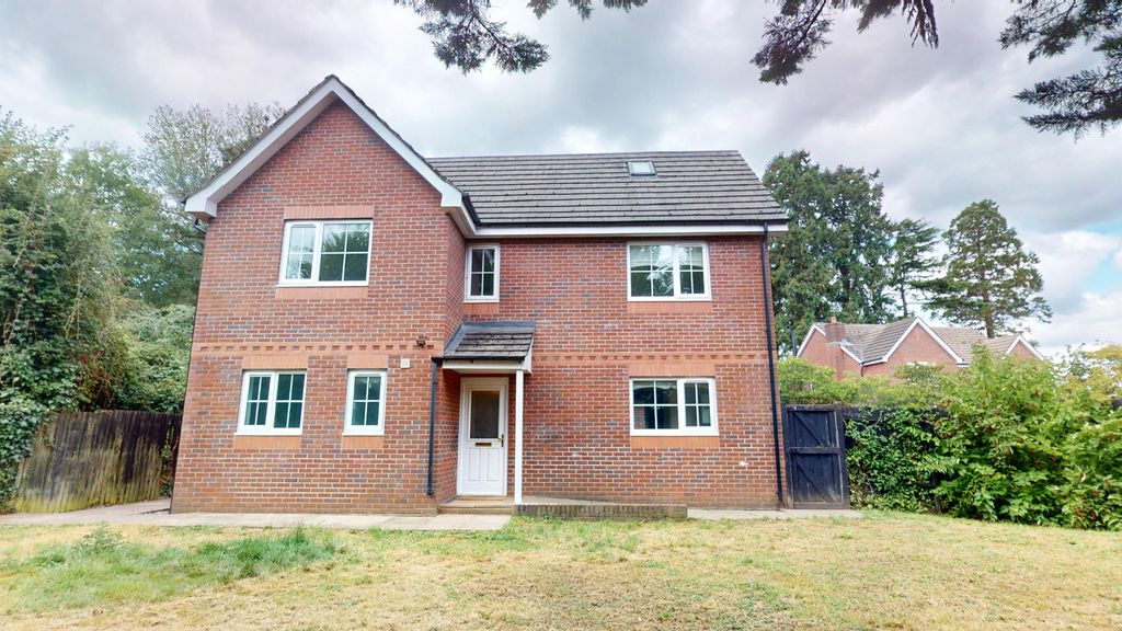 Property photo 1 of 22