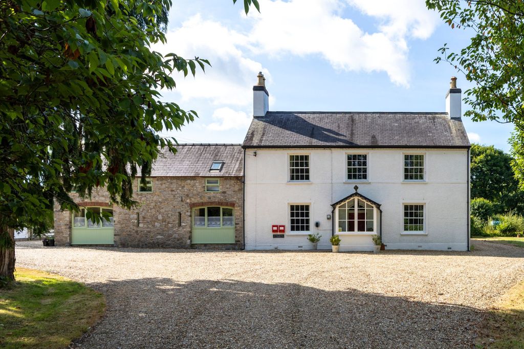 Property photo 1 of 57