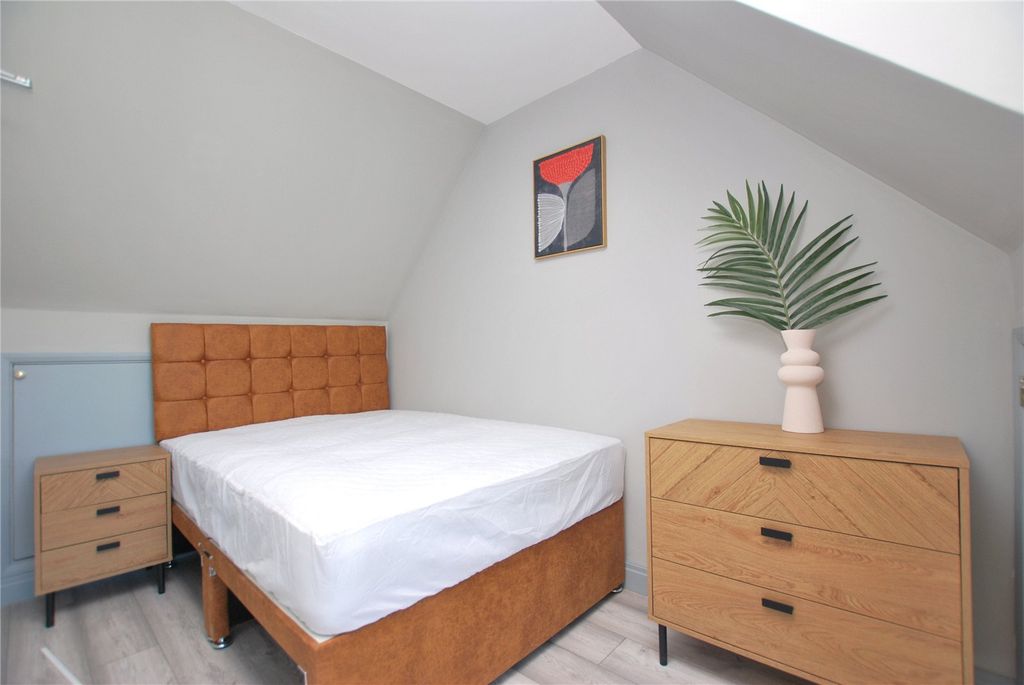 Property photo 1 of 10 Picture No. 08