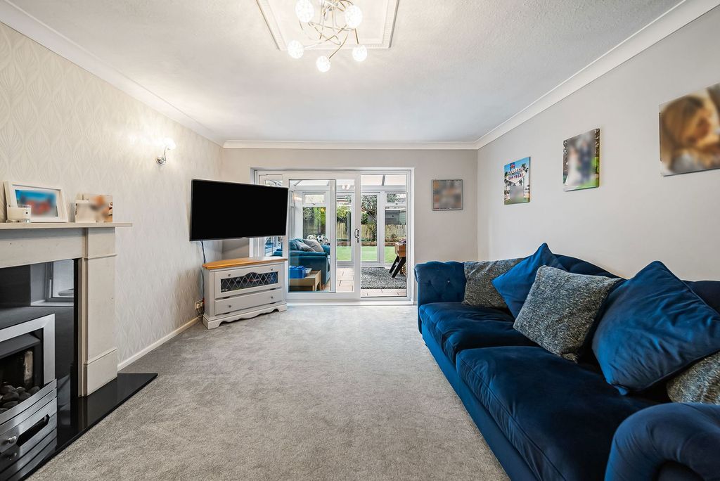 Property photo 3 of 52