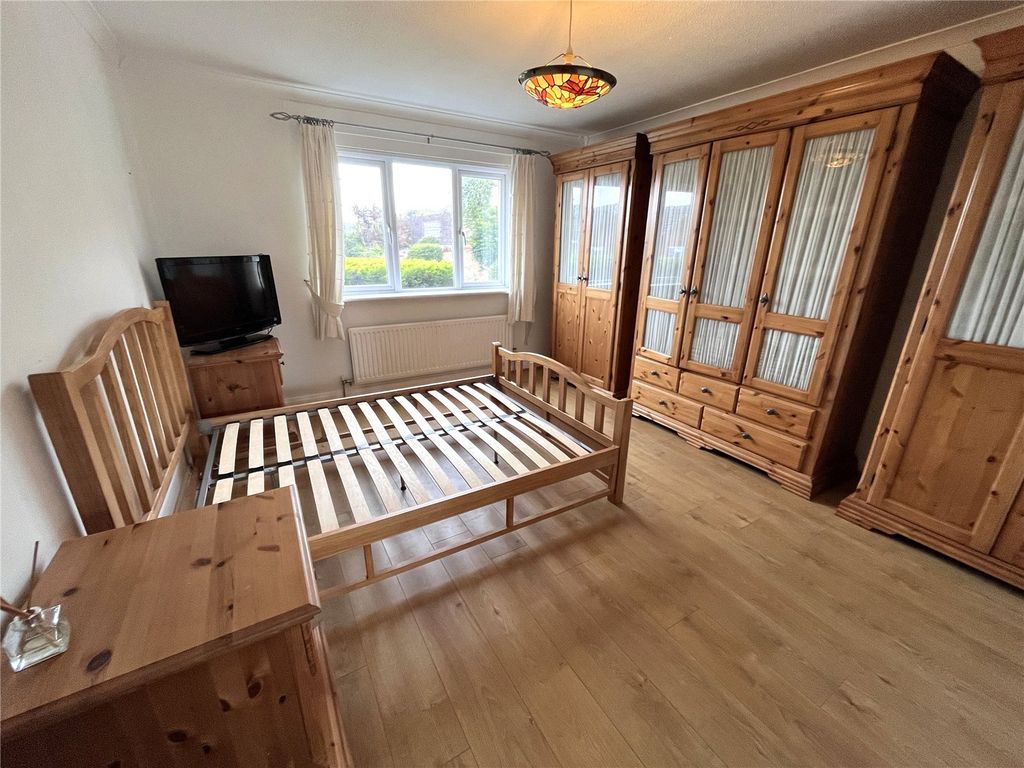 Additional image 11 of 3 bed bungalow for saleHampshire Drive, Pembroke Dock, Pembrokeshire SA72