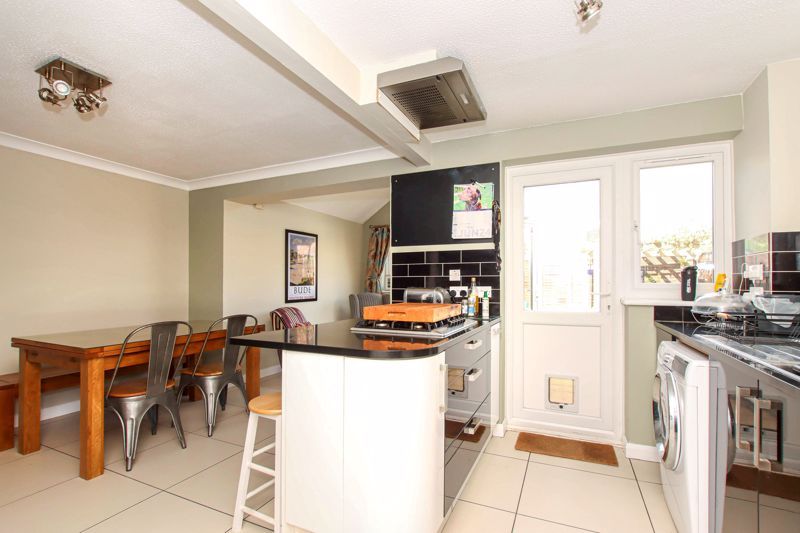 Property photo 3 of 16 Photo 16