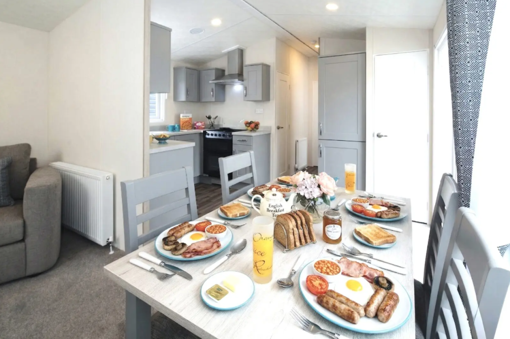 Property photo 3 of 7 Dining Area With Modern Kitchen In The Riverview Lodge Holiday Home