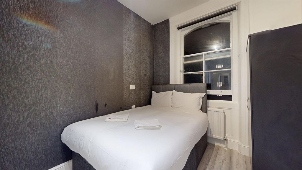 Property photo 1 of 10 69135A2Ecb56E9Ffa8448A94_17c4331d9B4B5d131B6126820