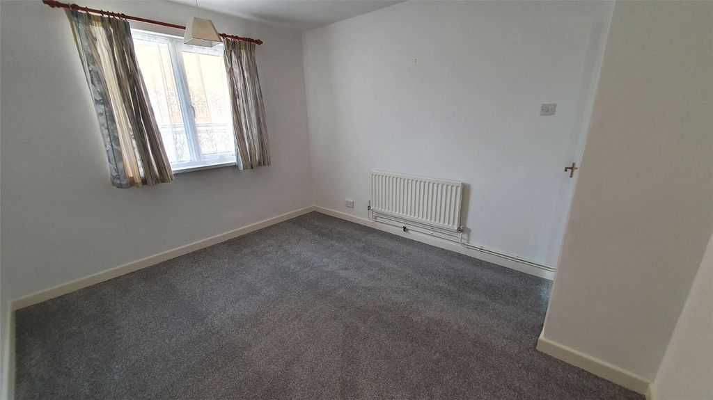 Property photo 3 of 12 Picture No. 06