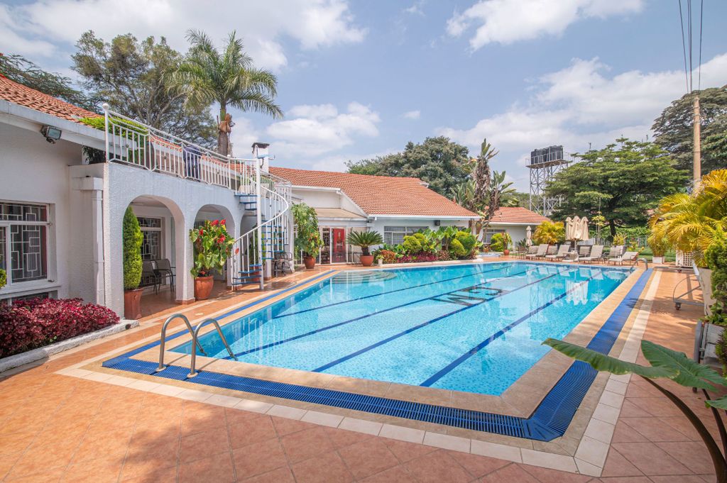 Property photo 1 of 27