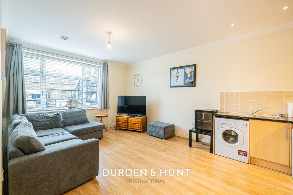 Property photo 2 of 13 Byron-9.Jpg