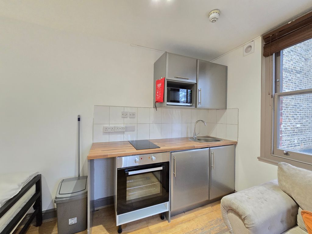 Property photo 3 of 4