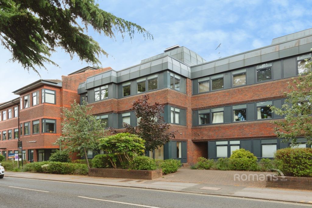 Property photo 1 of 8 Pbox-Img.Jpg