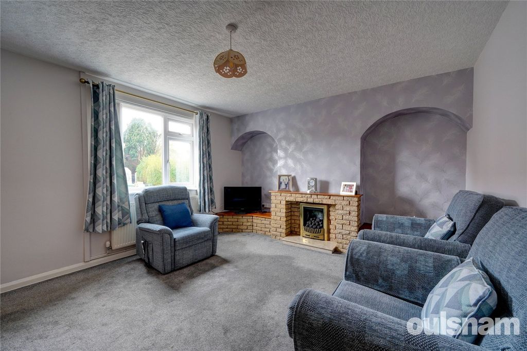 Property photo 2 of 16 Picture No. 11