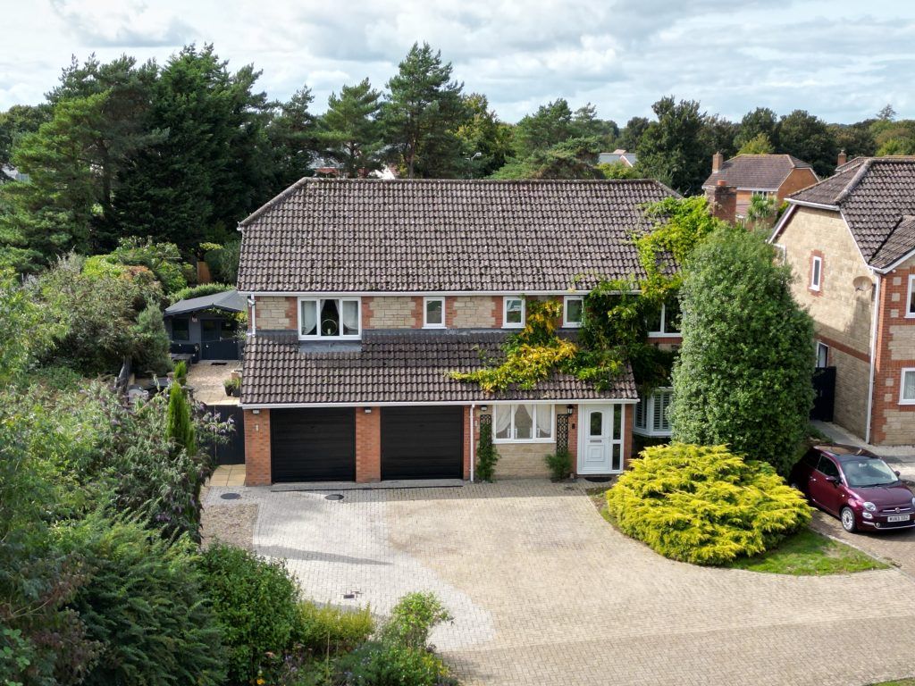 Property photo 1 of 30