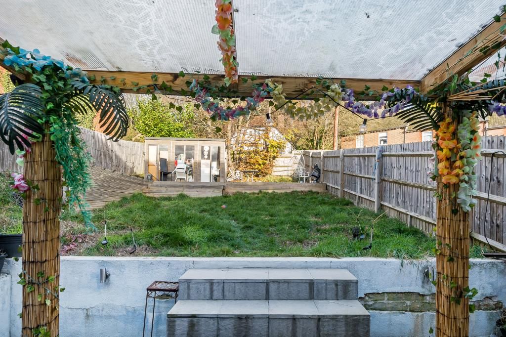 Property photo 3 of 21 Garden View