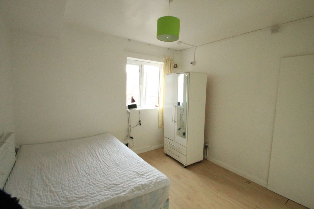 Property photo 2 of 2