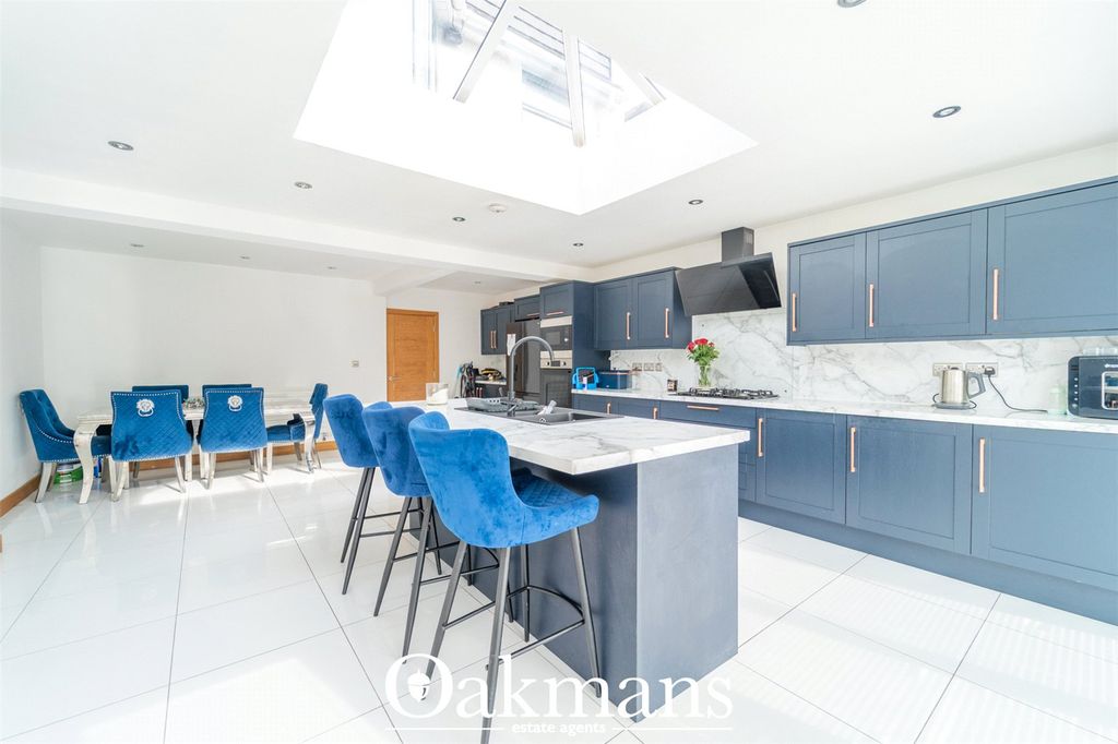 Property photo 3 of 35 Picture No. 27