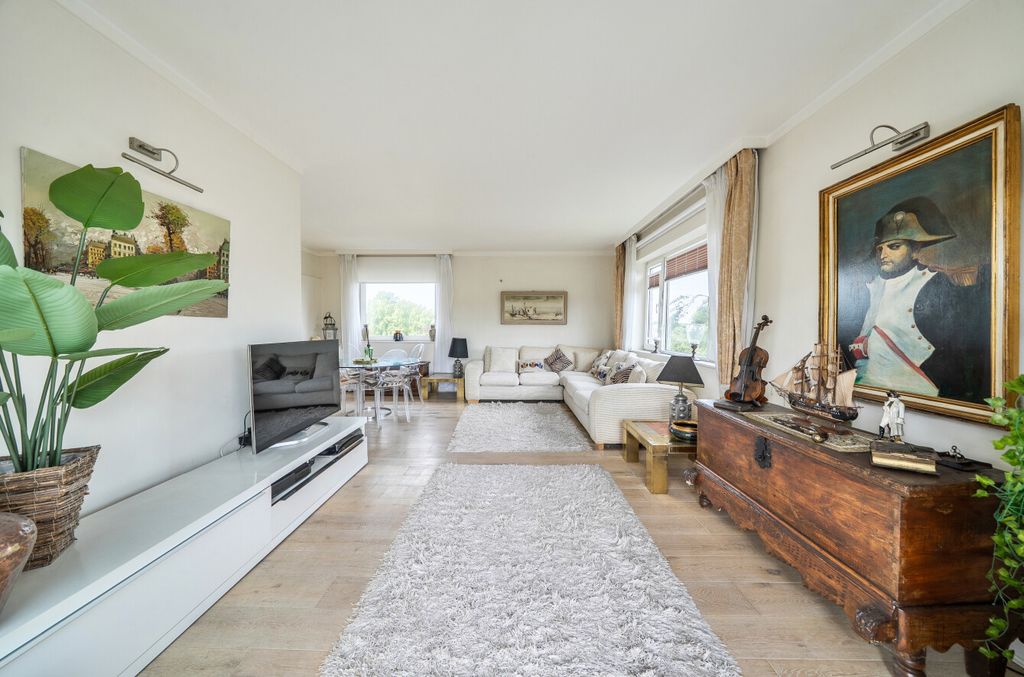 Property photo 3 of 20 1479049-13-6A3022...