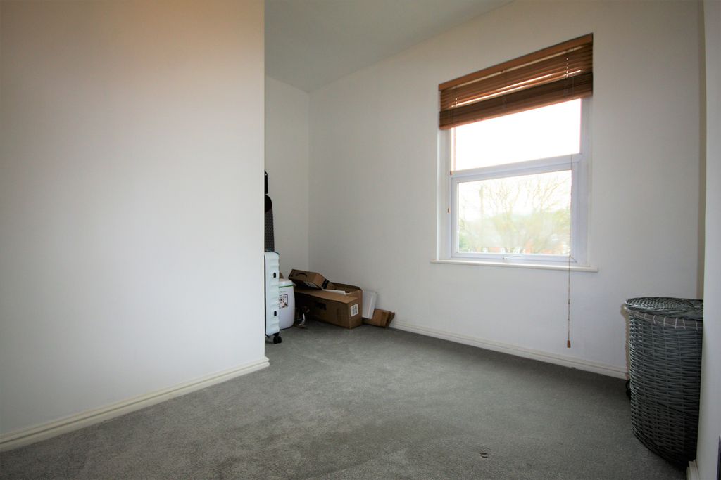 Property photo 3 of 8 Image