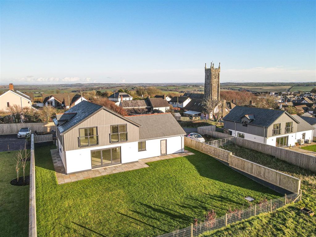 Property photo 2 of 19