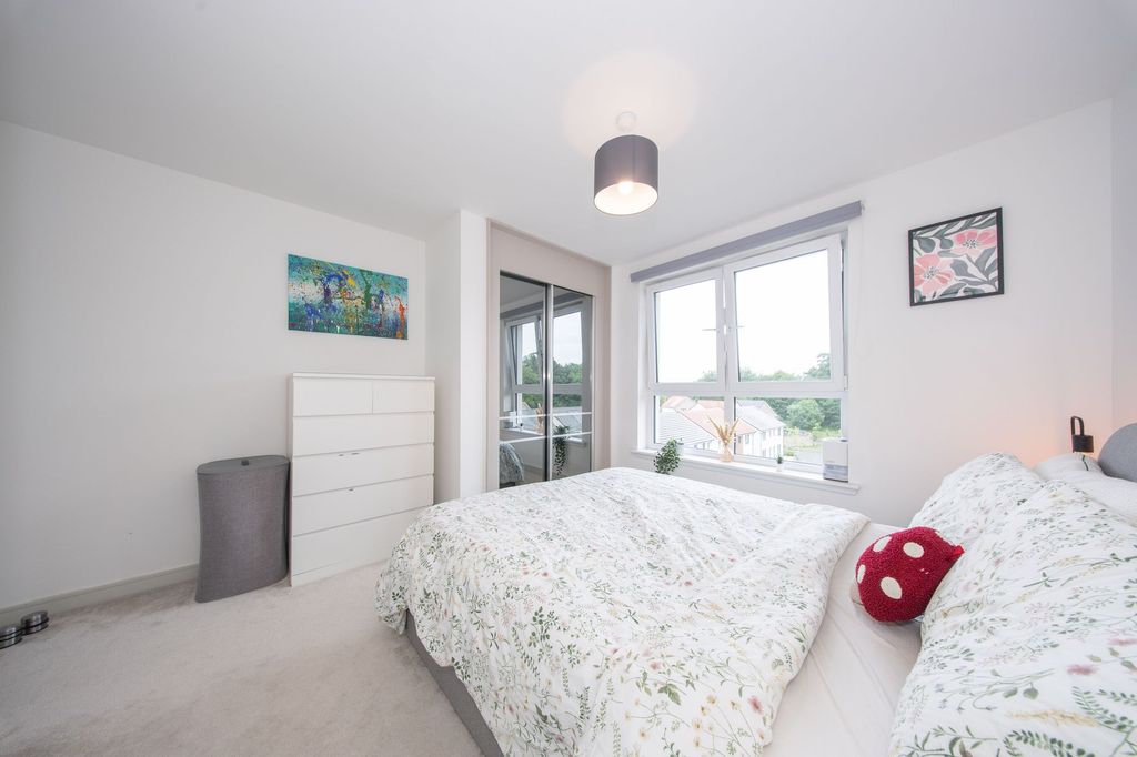 Additional image 10 of 2 bed flat for saleKaims Crescent, Livingston EH54