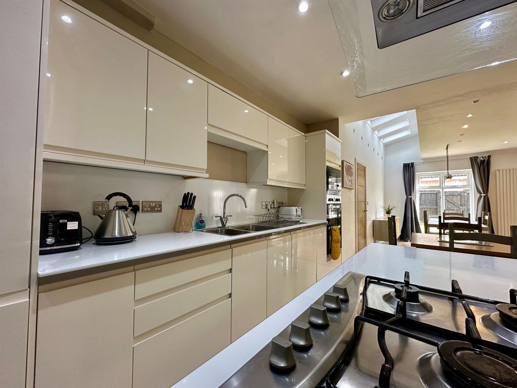 Property photo 2 of 46